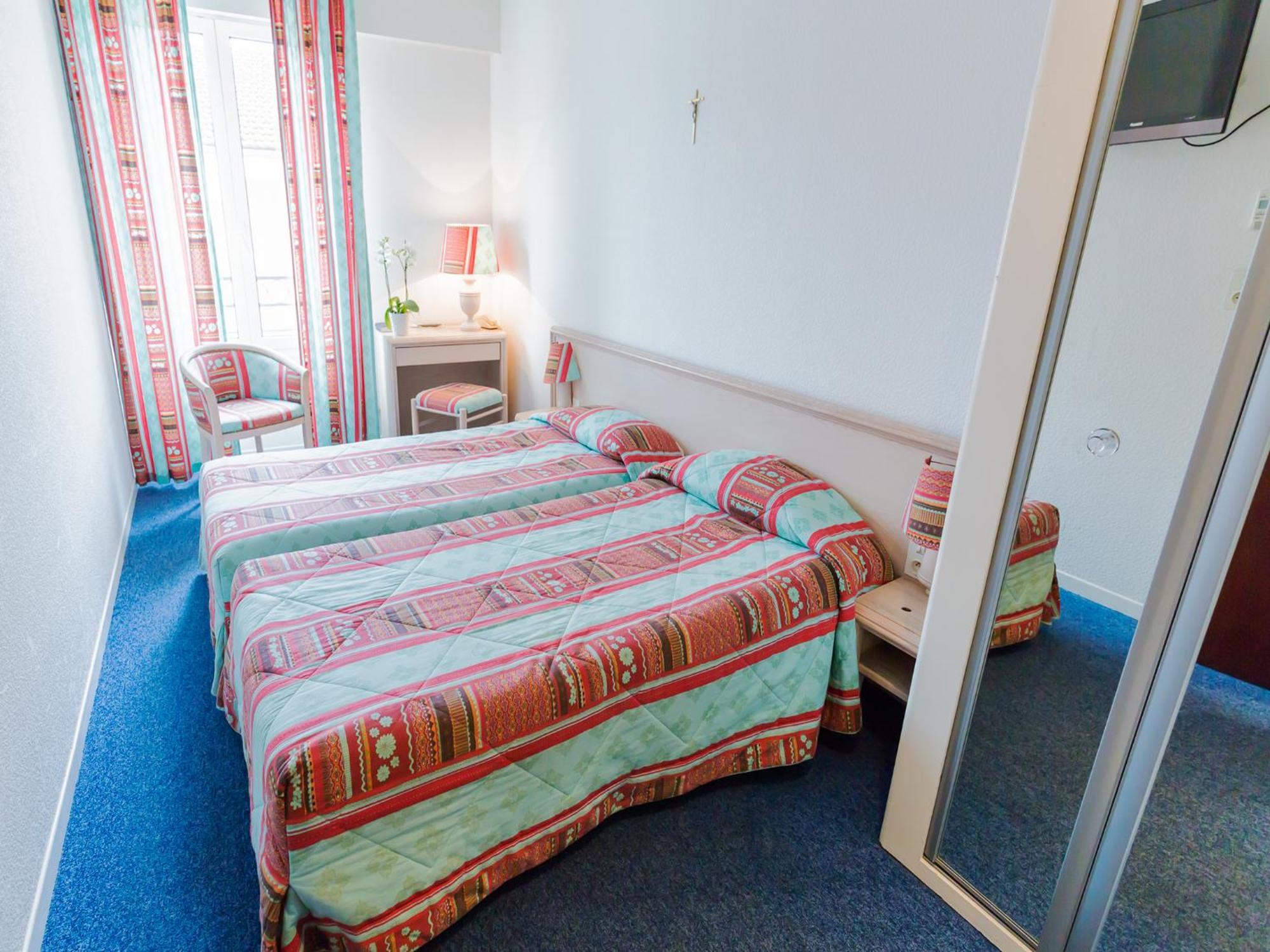 Hotel Irlande Lourdes Room photo